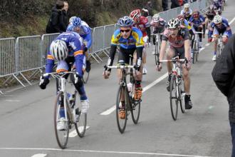 Saint-Séverin - Gilles Billen règle le sprint du peloton.